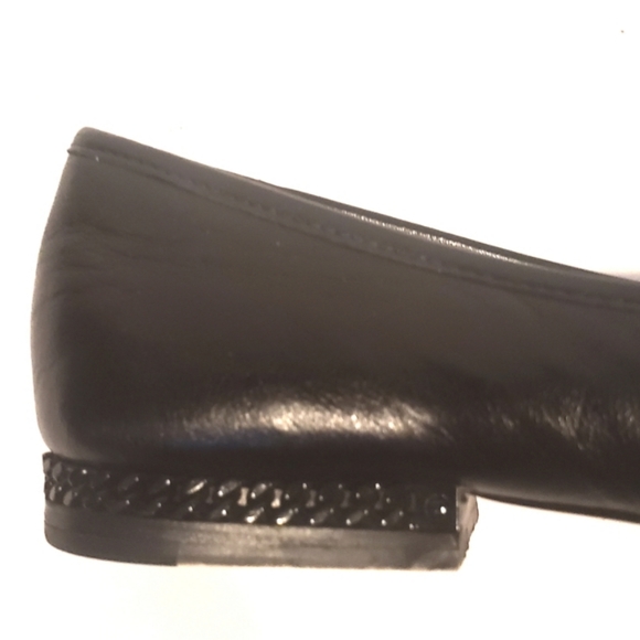 Micheal Kors Flats - Picture 4 of 4